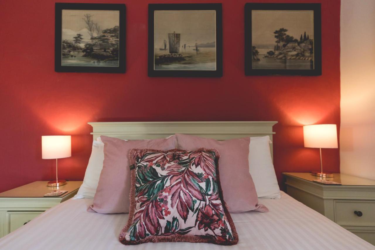 The Old Vicarage Hotel & Restaurant Bridgwater Esterno foto A bedroom at the hotel