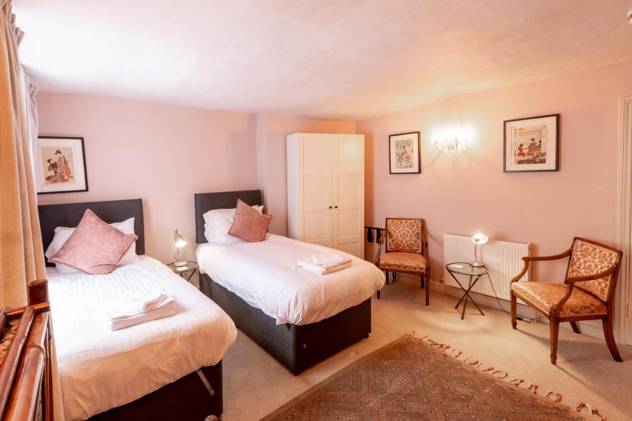 The Old Vicarage Hotel & Restaurant Bridgwater Esterno foto A room at the hotel