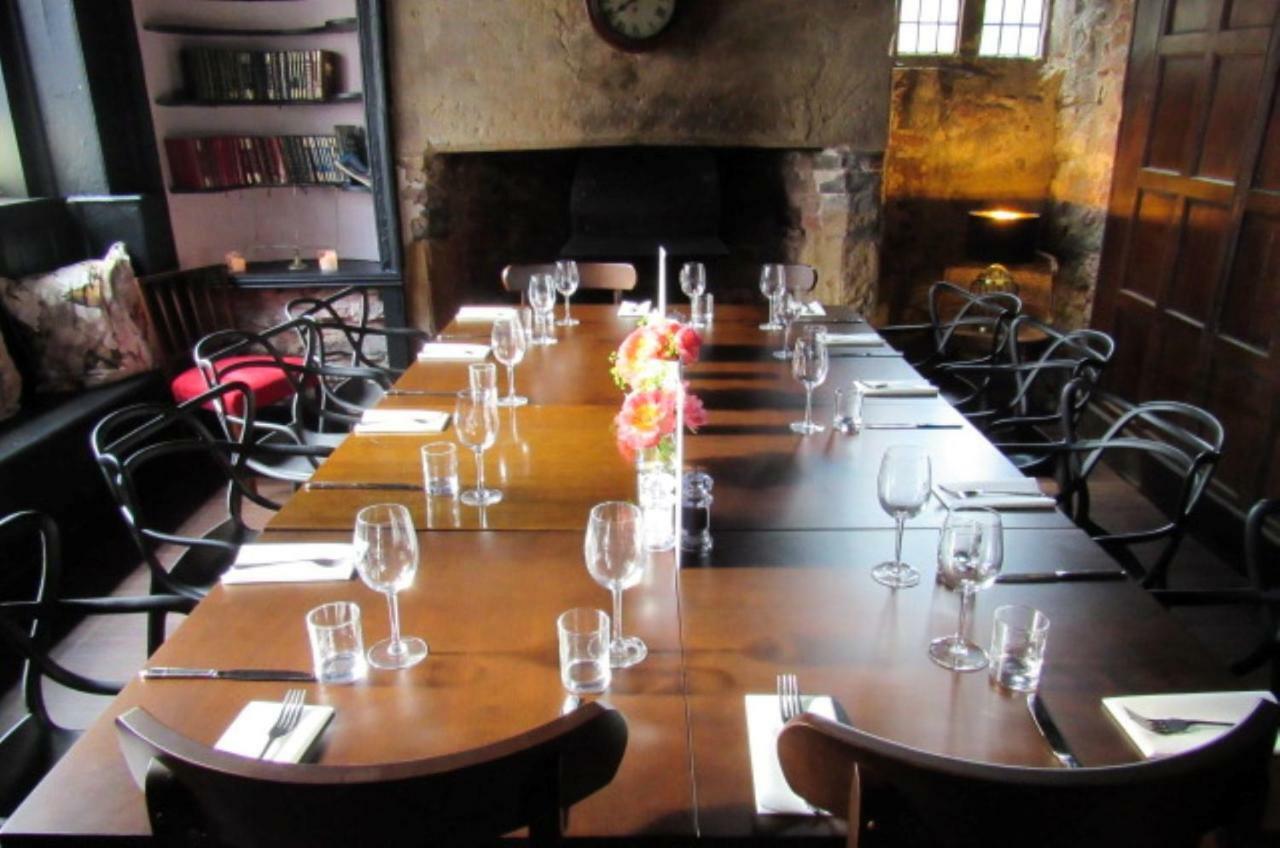The Old Vicarage Hotel & Restaurant Bridgwater Esterno foto The dining room at the restaurant