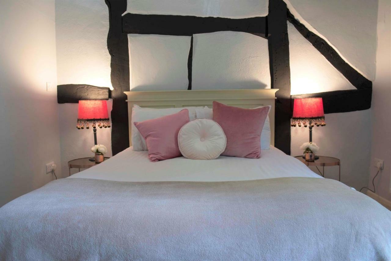 The Old Vicarage Hotel & Restaurant Bridgwater Esterno foto The bedroom